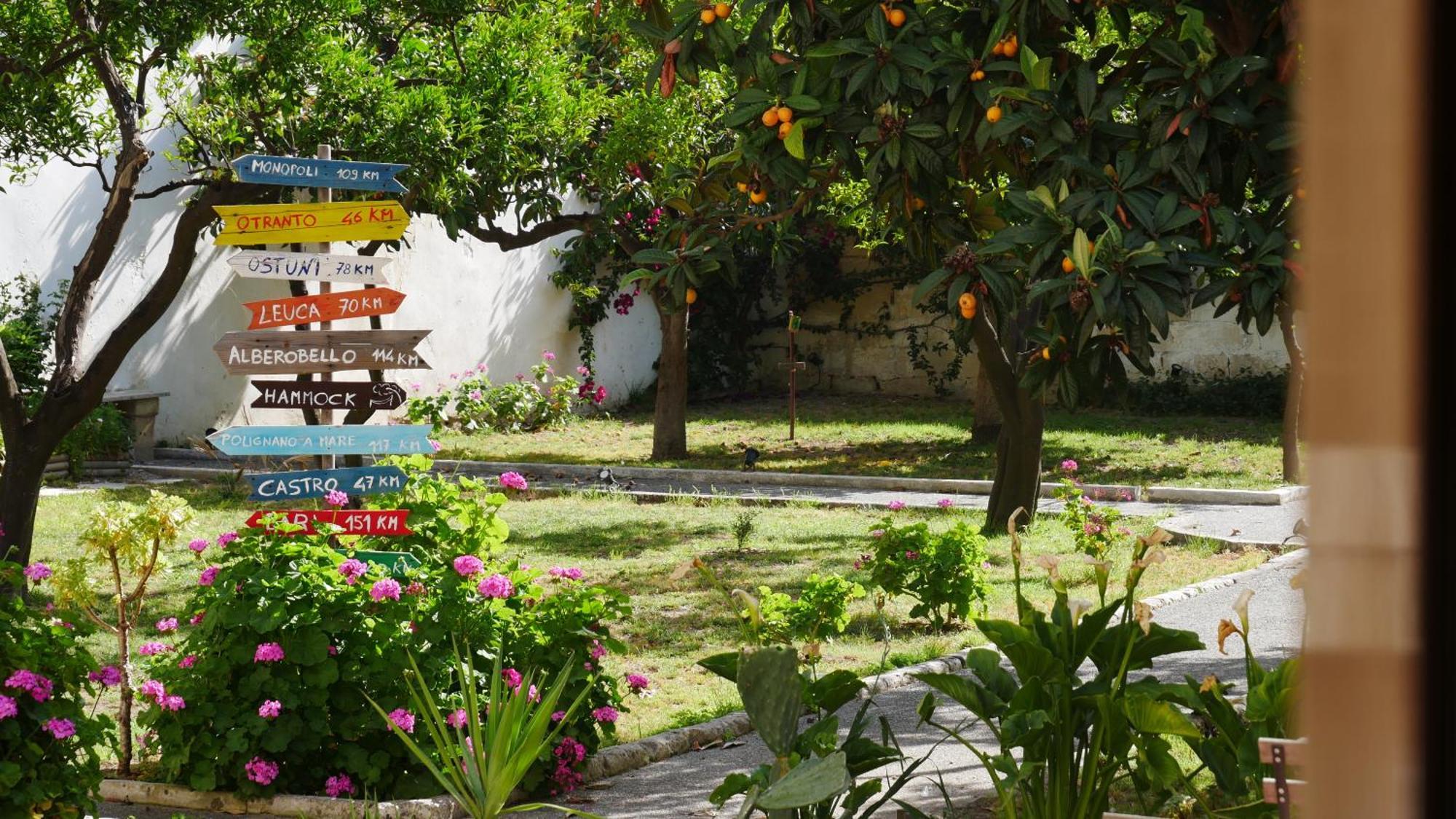 Urban Oasis Hostel Lecce Buitenkant foto